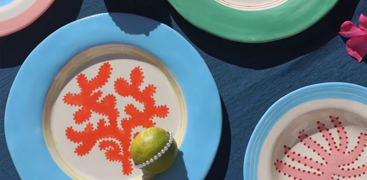 FRISCH IN DEN Sommer